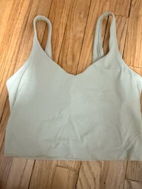 Align tank top